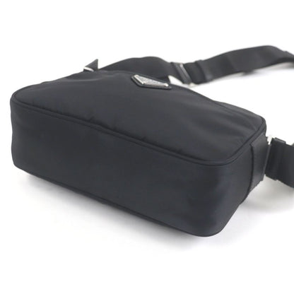 Prada 1bc167 Re-nylon Triangle Logo Triangle Plate Shoulder Bag With Pouch