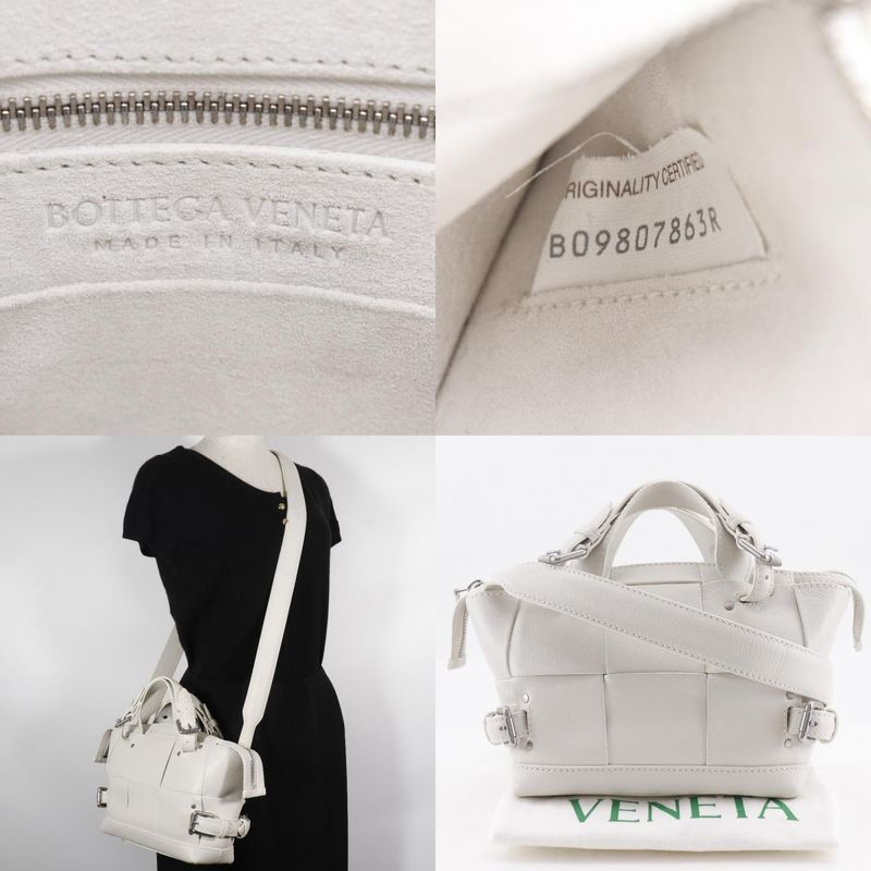 Bottega Veneta Bottega Veneta Arco Tool Bag Maxi Intre 2WAY Shoulder Calf White