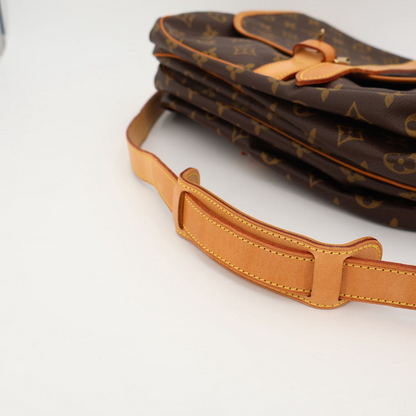 Louis Vuitton Monogram Saumur 35 Crossbody Shoulder Bag