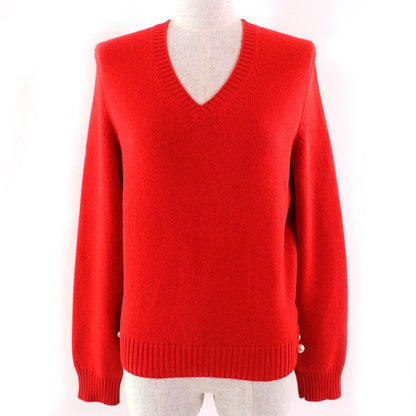 CHANEL P57305 100% Cashmere Coco Mark Pearl V-neck Long Sleeve Knit Sweater Red