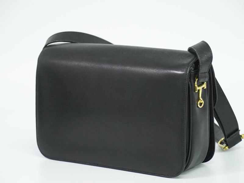 Authentic Celine Carriage Hardware Shoulder Bag Leather Black Bag Pre-owned