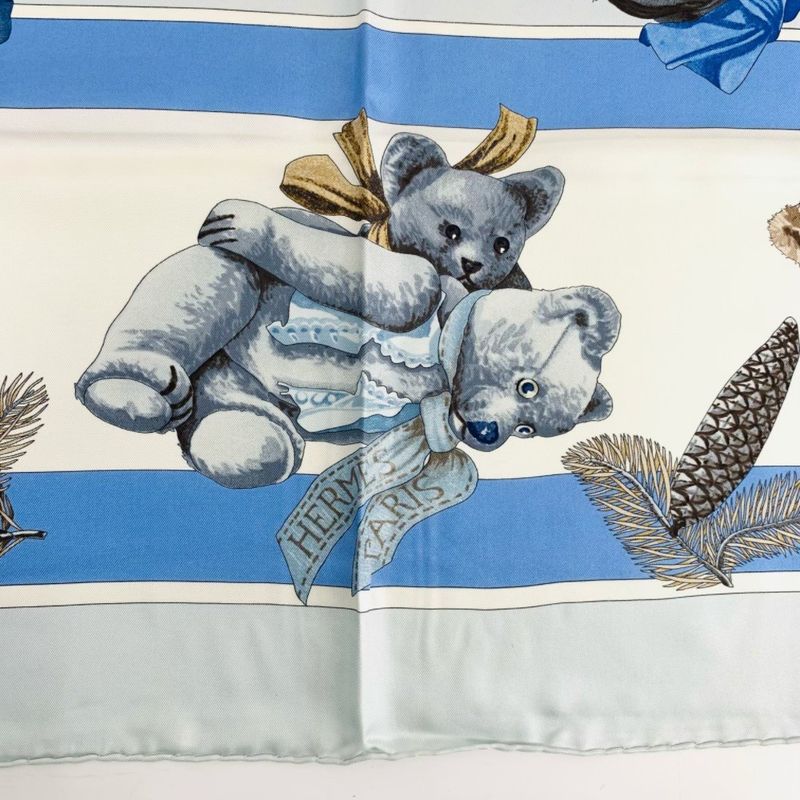 Hermes Carre 90 Confidents DES Coeurs Teddy Bear Heart Friend Silk Scarf