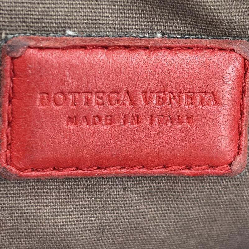 Bottega Veneta Pouch Intrecciato 132534 Red Leather