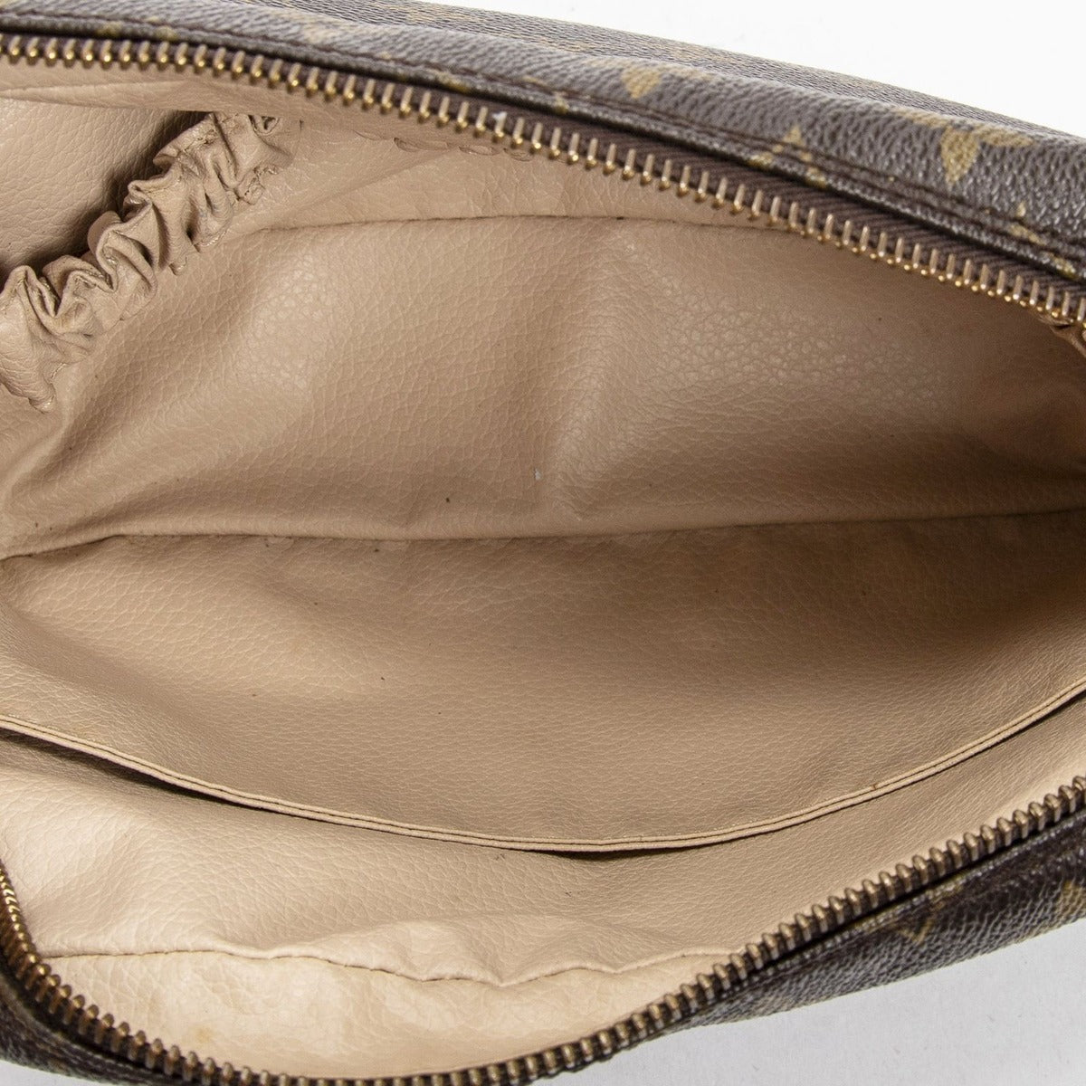 Louis Vuitton Toiletries Pouch Brown Monogram Canvas — view 9