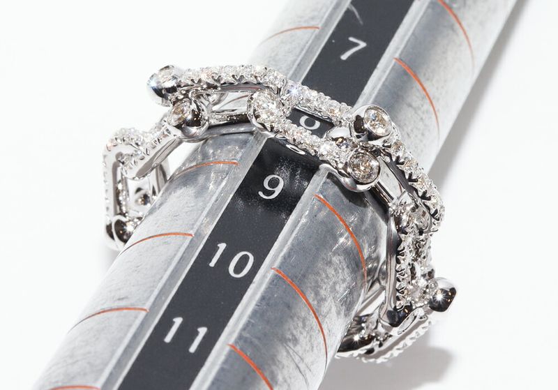 Tiffany & Co Ring 18K White Gold Diamond 132ct Hardware Small Link Ring Full