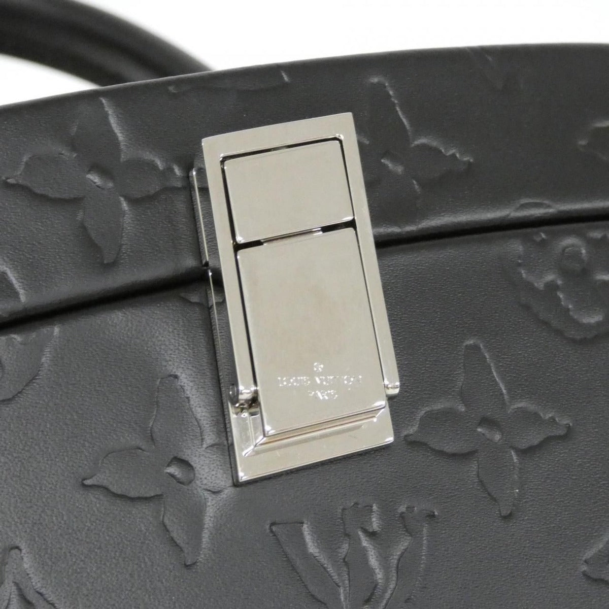 Louis Vuitton Twisted Box Bag — view 4