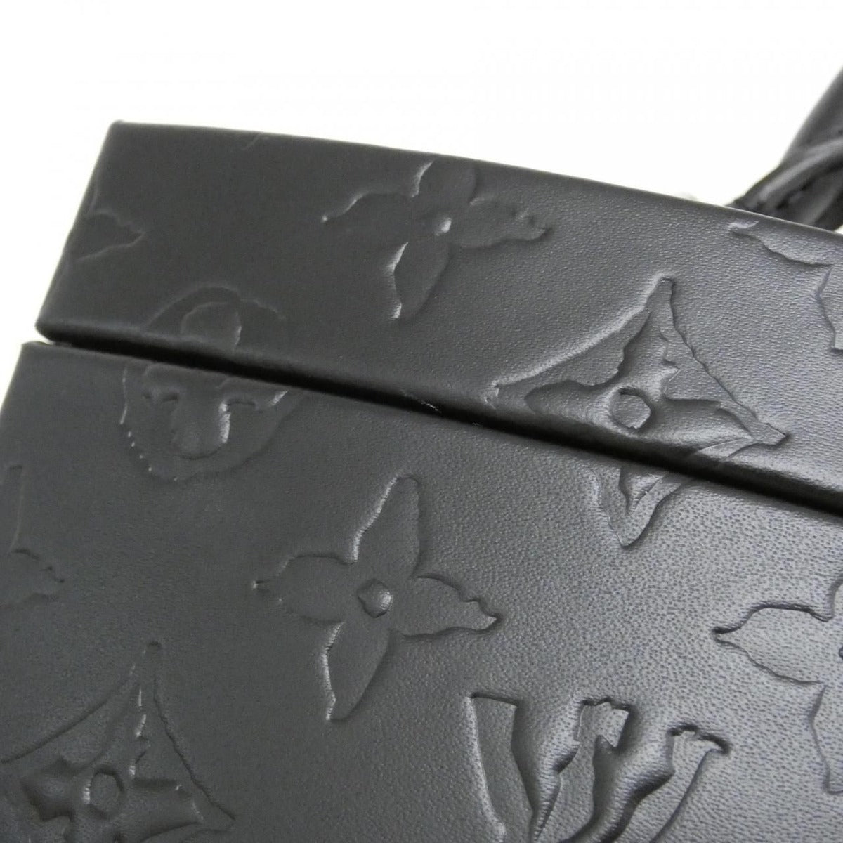 Louis Vuitton Twisted Box Bag — view 5