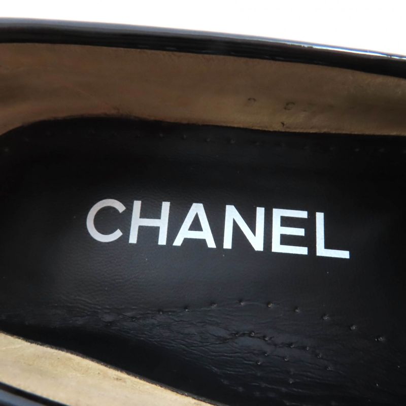 CHANEL 22B G39447 F Patent Leather Loafer With Pearl Coco Mark Black 34.5 With