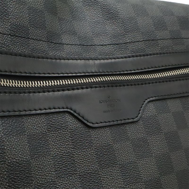 Louis Vuitton Damier Graphite Daniel GM Messenger Bag Shoulder Bag Crossbody