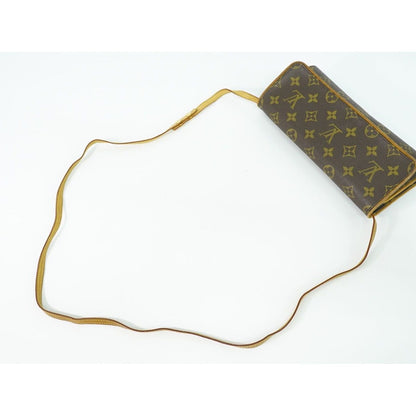 Louis Vuitton LV Pochette Twin GM Monogram 2-Way Shoulder Bag Clutch Brown — view 4