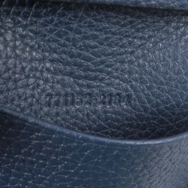 Gucci 771152 Logo Silver Hardware Bifold Leather Card Case Business Card Holder