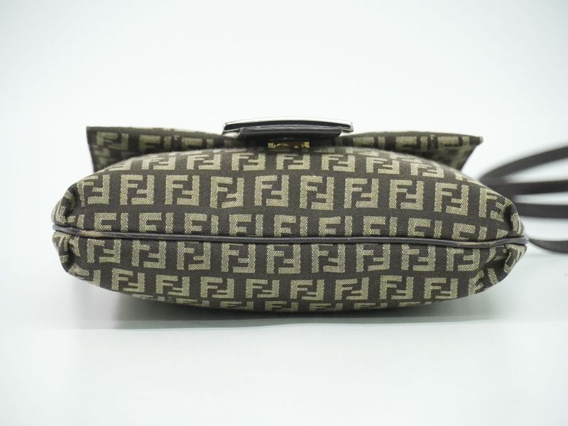 Authentic Fendi Zucchino Shoulder Bag Pochette Canvas Brown 8bt075 Zucchino Bag