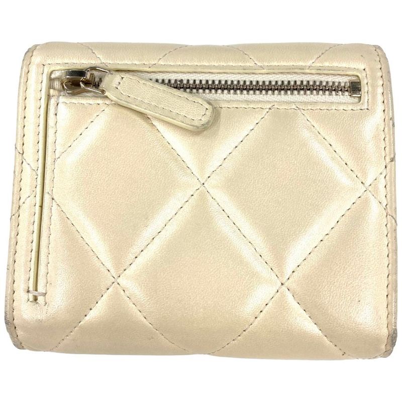 Chanel Matelasse Trifold Wallet Lamb Skin Ap2809 White Gold Hardware Coco Pearl