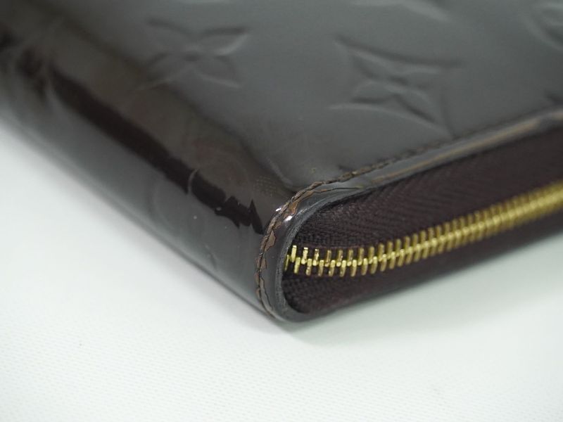 Authentic Louis Vuitton LV Zippy Coin Purse Vernis Leather Coin Case Amarante