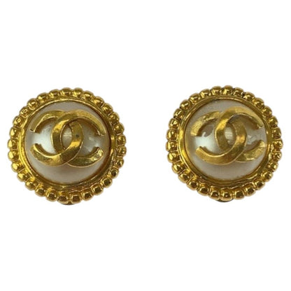 Chanel Coco Mark Faux Pearl Gold White Plated/faux Pearl Earrings Engraved 95A