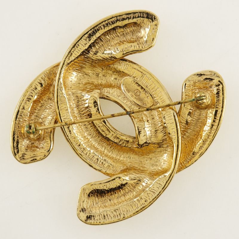 Chanel Coco Mark Matelasse Gold Plated Ladies 32.4g Brooch