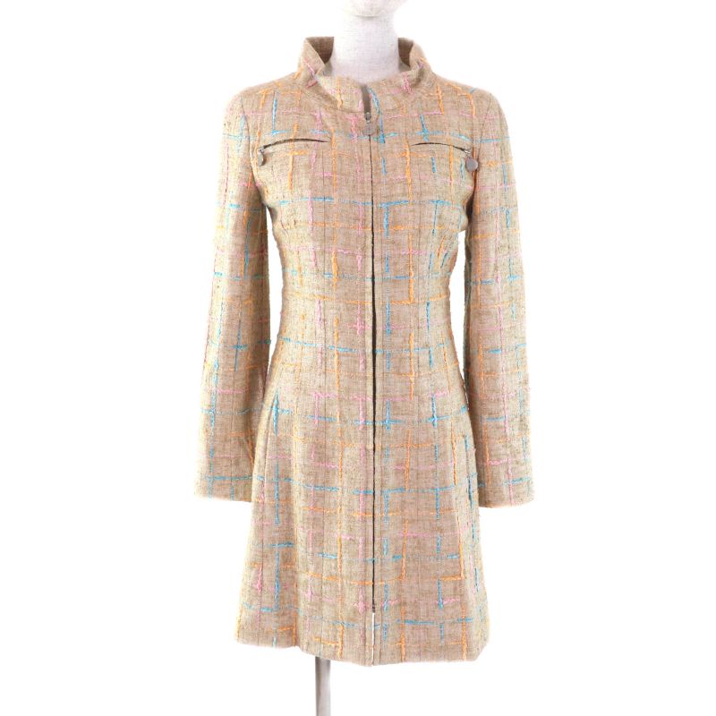 CHANEL Vintage 01P P17594 Stand Collar Tweed Coat With Coco Mark Buttons Beige