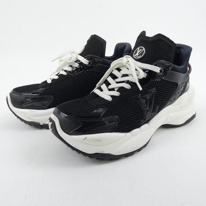 Louis Vuitton Run Sneakers — view 3
