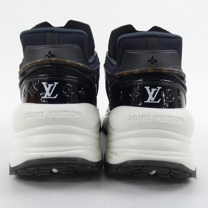 Louis Vuitton Run Sneakers — view 5