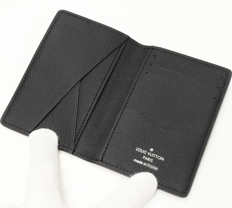 Louis Vuitton Bifold Card Case Pass Case Epi Noir Black Organizer Deux Poches