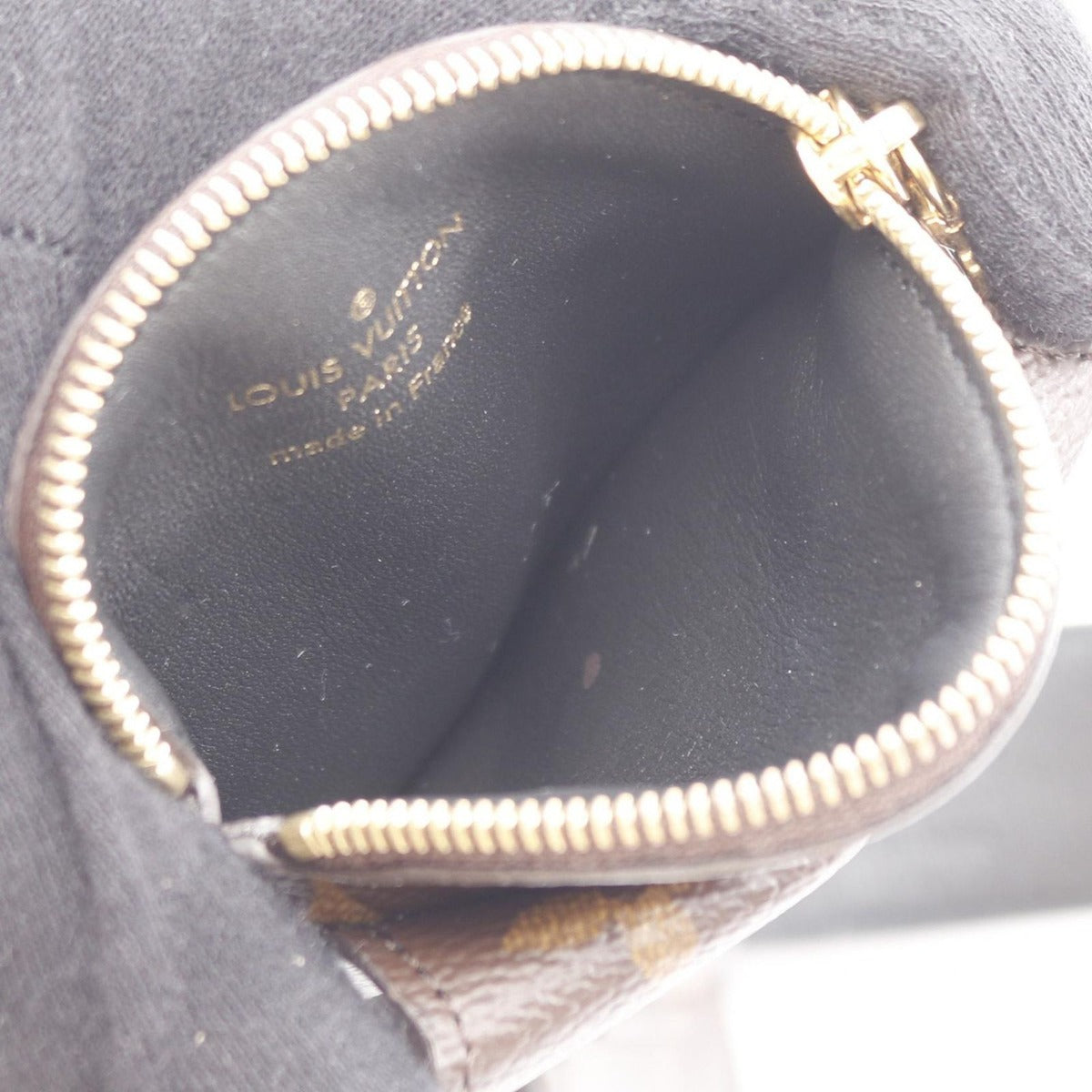 Louis Vuitton Waist Bag Ceinture Daily Multi Pocket Canvas — view 4