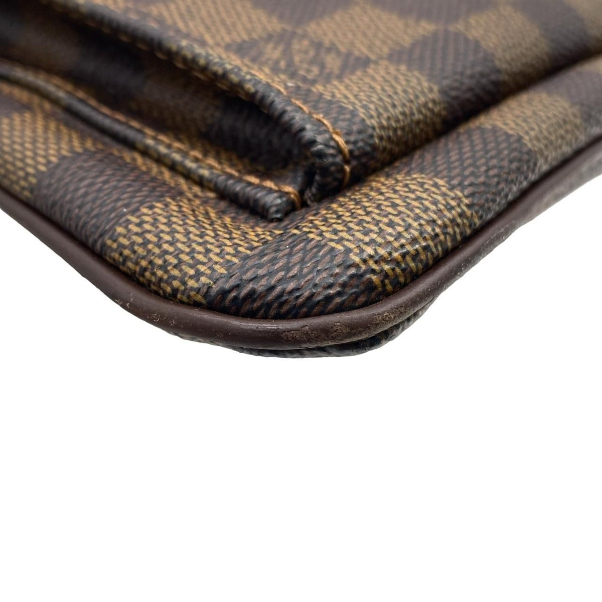 Louis Vuitton Damier Pochette Melville Shoulder Bag — view 3