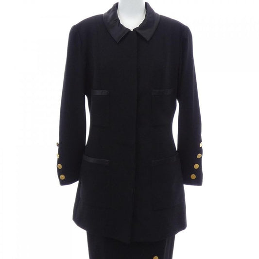 Chanel 20918 Suit Size 36 Vintage