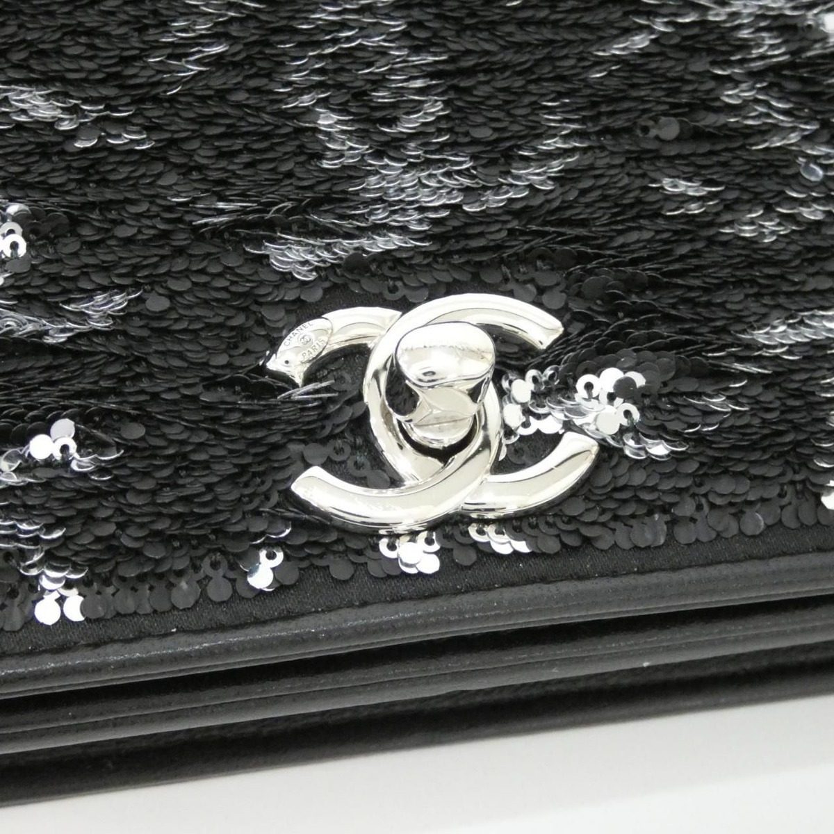 Chanel Chain Wallet Silver — view 4