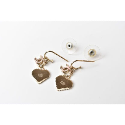 Chanel CC Mark Heart Motif Pink — view 5