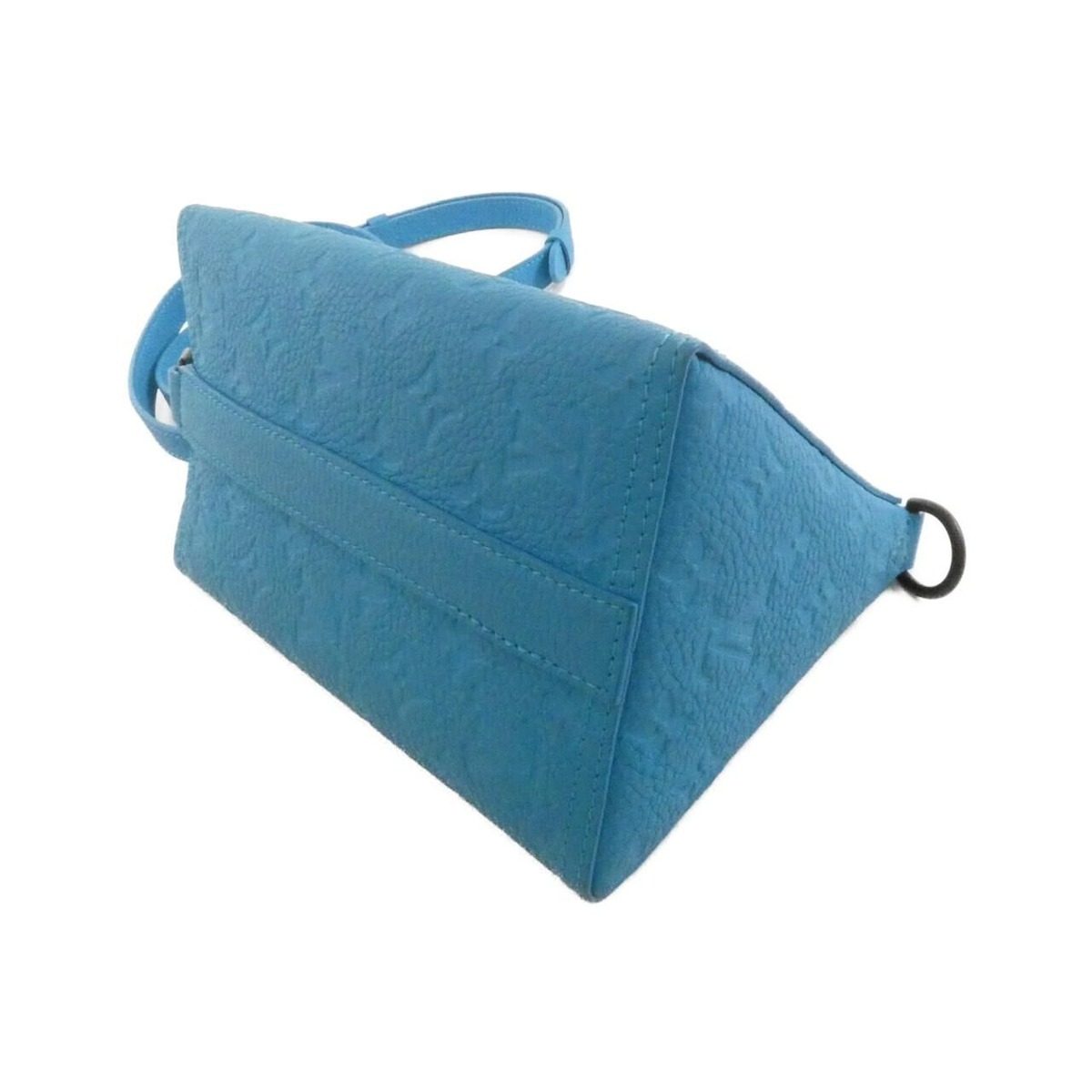 Louis Vuitton Taurillon Monogram Triangle Shoulder Bag — view 2