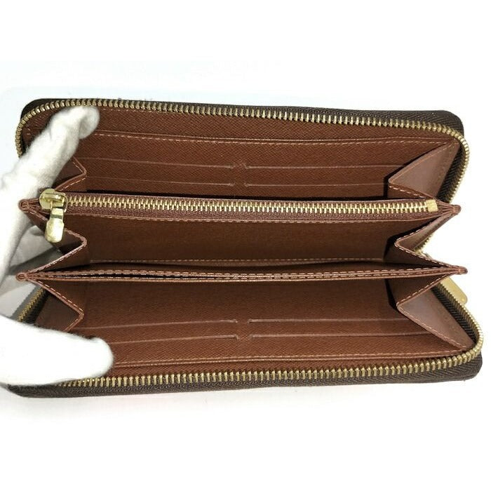 Louis Vuitton Zippy Wallet Monogram Flower — view 2