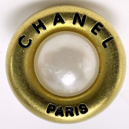 Chanel Plated Fake Pearl 94a Gold Vintage Earring with Box