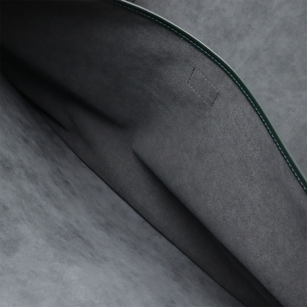 Louis Vuitton Taiga Erlangga En Poche Garment Bag Boston Bag Travel Bag Epi