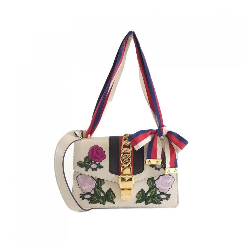 Gucci Sylvie D4 zqg Shoulder Bag