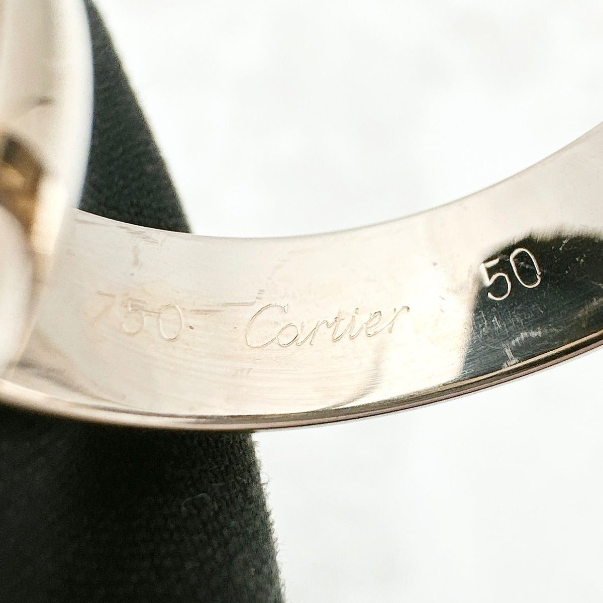 Cartier Trinity Limited White Gold Ring 50 — view 6