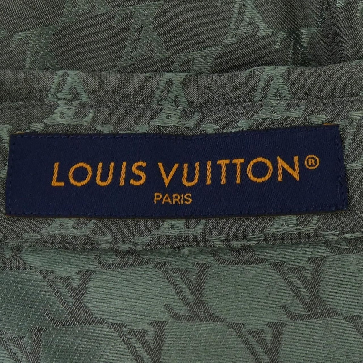 Louis Vuitton Short Sleeve Jaguar de Silk Plend Shirt S/S — view 4