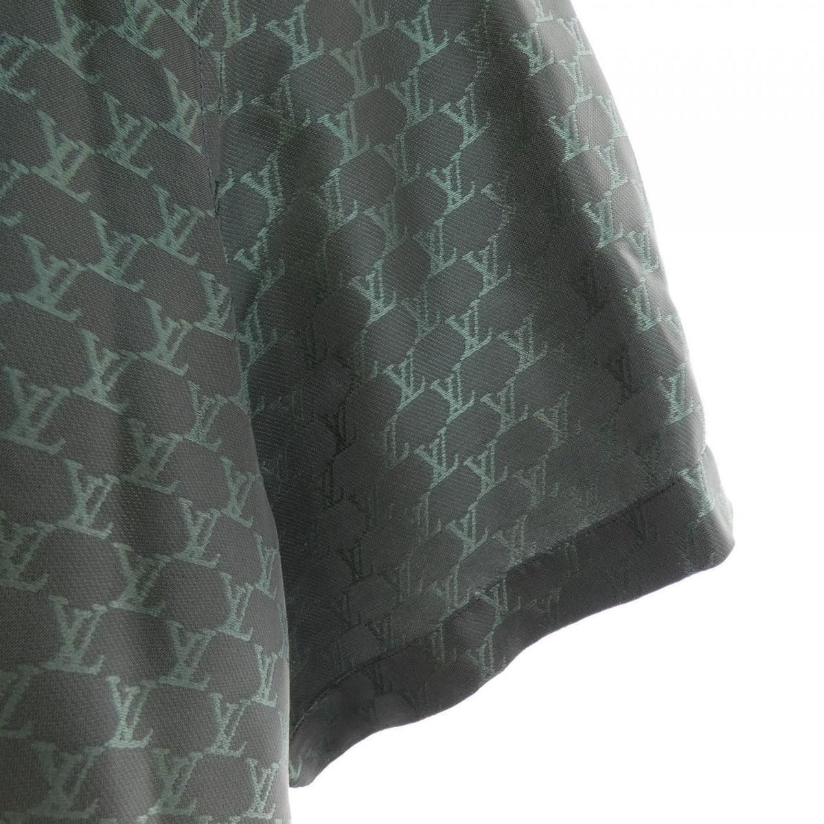 Louis Vuitton Short Sleeve Jaguar de Silk Plend Shirt S/S — view 6