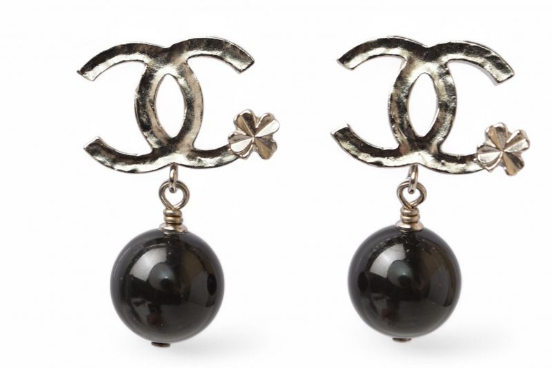 Chanel Earrings Chanel CC Mark Clover Swing Ball Silver Black B13