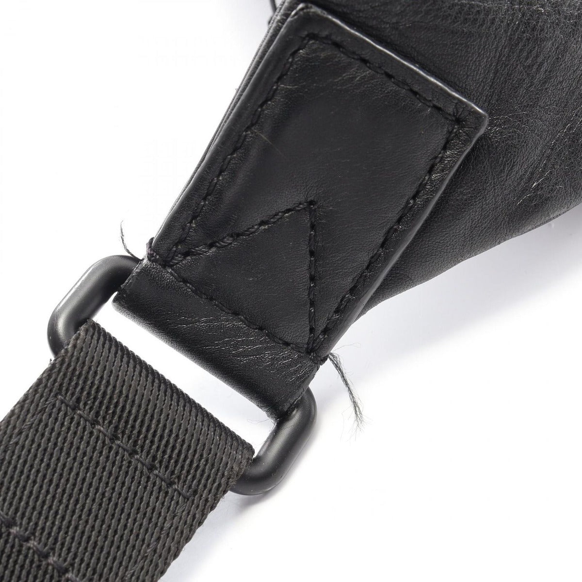 Louis Vuitton Waist Bag Discovery PM Noir Black Leather — view 10