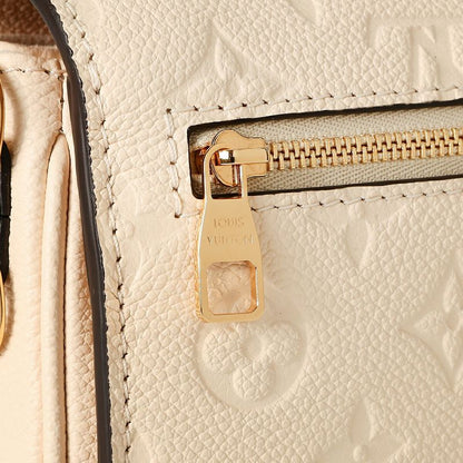Louis Vuitton Shoulder Bag Pochette Metis EW Clesme