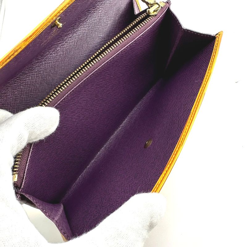Louis Vuitton M63579 Epi Trifold Long Wallet Portmonnais Cles Di Long Wallet