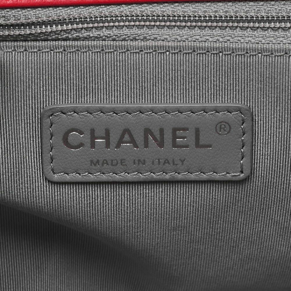 Chanel Boy Chanel Large Size Matelasse Chain Shoulder Bag Calfskin Red (silver