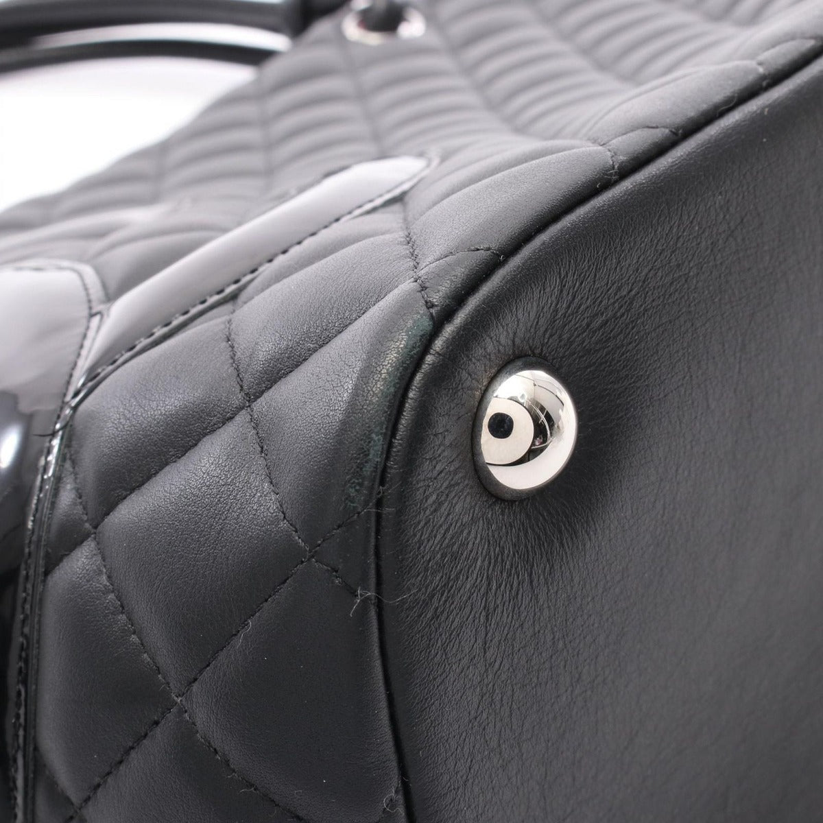 Chanel Tote Cambon Line Large Black Leather Patent — view 10