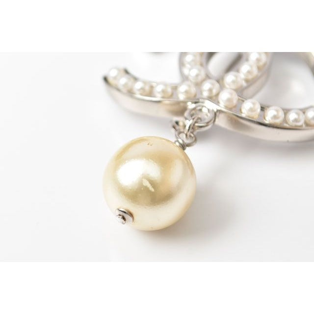 Chanel Brooch Pin Coco Mark Rhinestone Pearl Silver — view 4