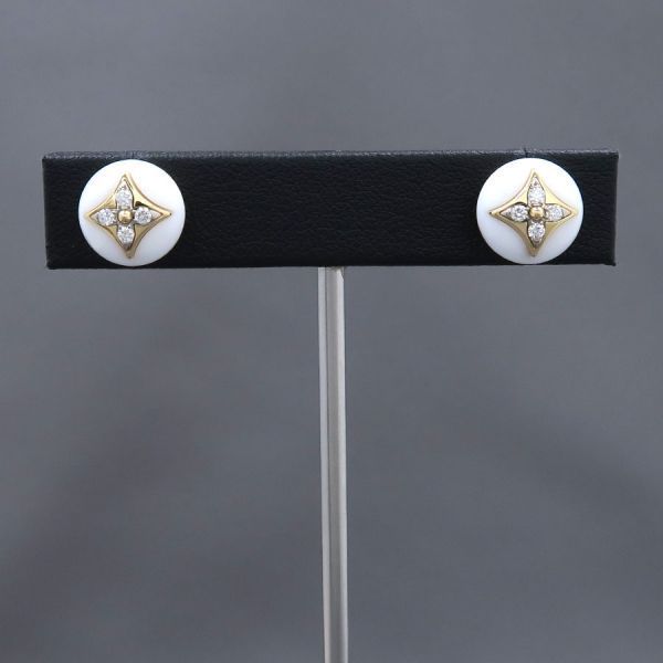 Louis Vuitton Color Blossom Diamond Earrings / White Agate