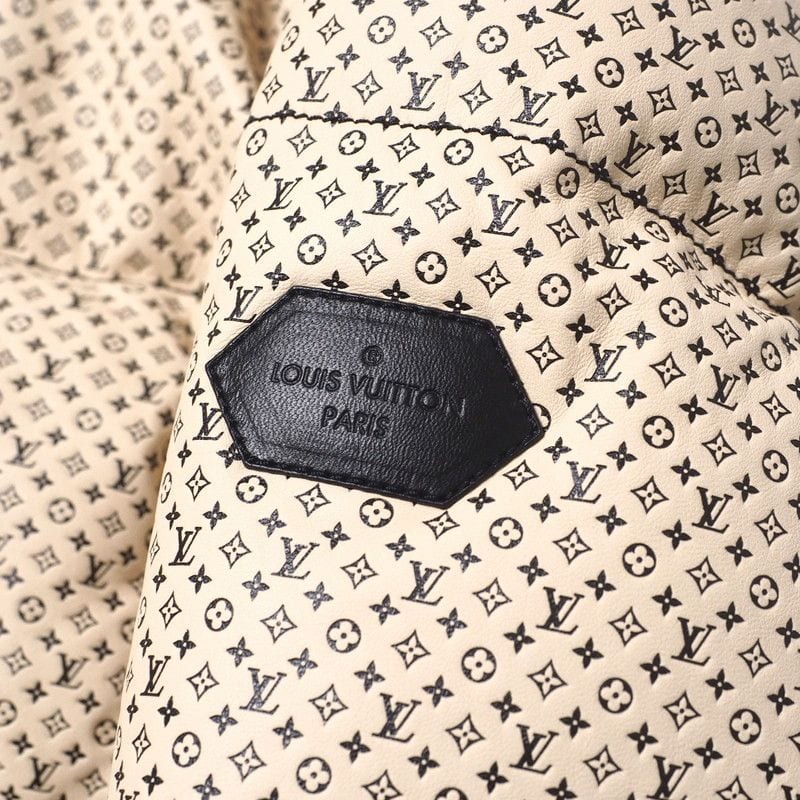 Never UsedMade In 2022Louis Vuitton Down Jacket Size 38 Micro Monogram