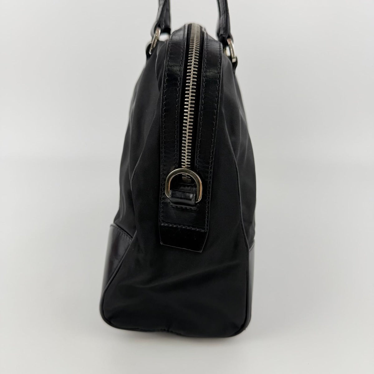 Prada Shoulder Bag Black Nylon Leather Vintage — view 4