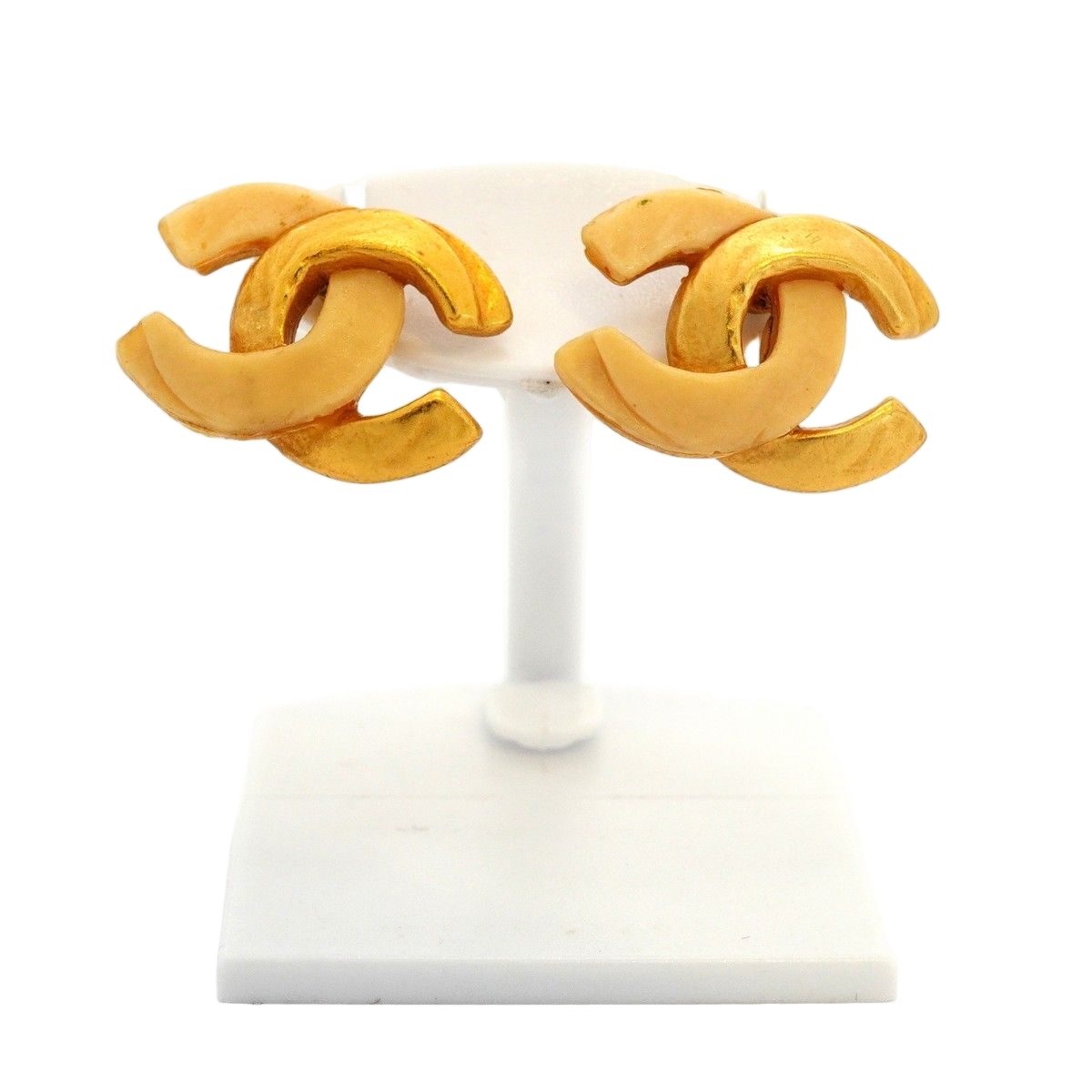 Chanel Earrings CC Logo Gold Plated White — view 2