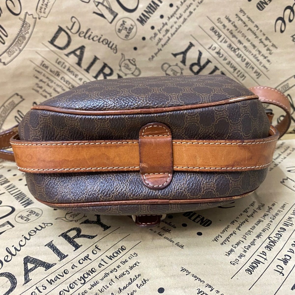 Celine Shoulder Bag Macadam Pochette Travel Commuting to School Smartphone — view 4