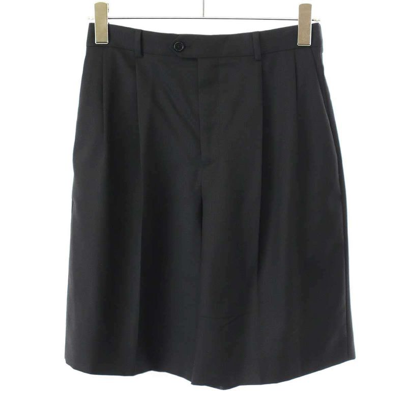 Celine Shorts 2 Tucked Wool Wide Shorts 2p524673d Black 40